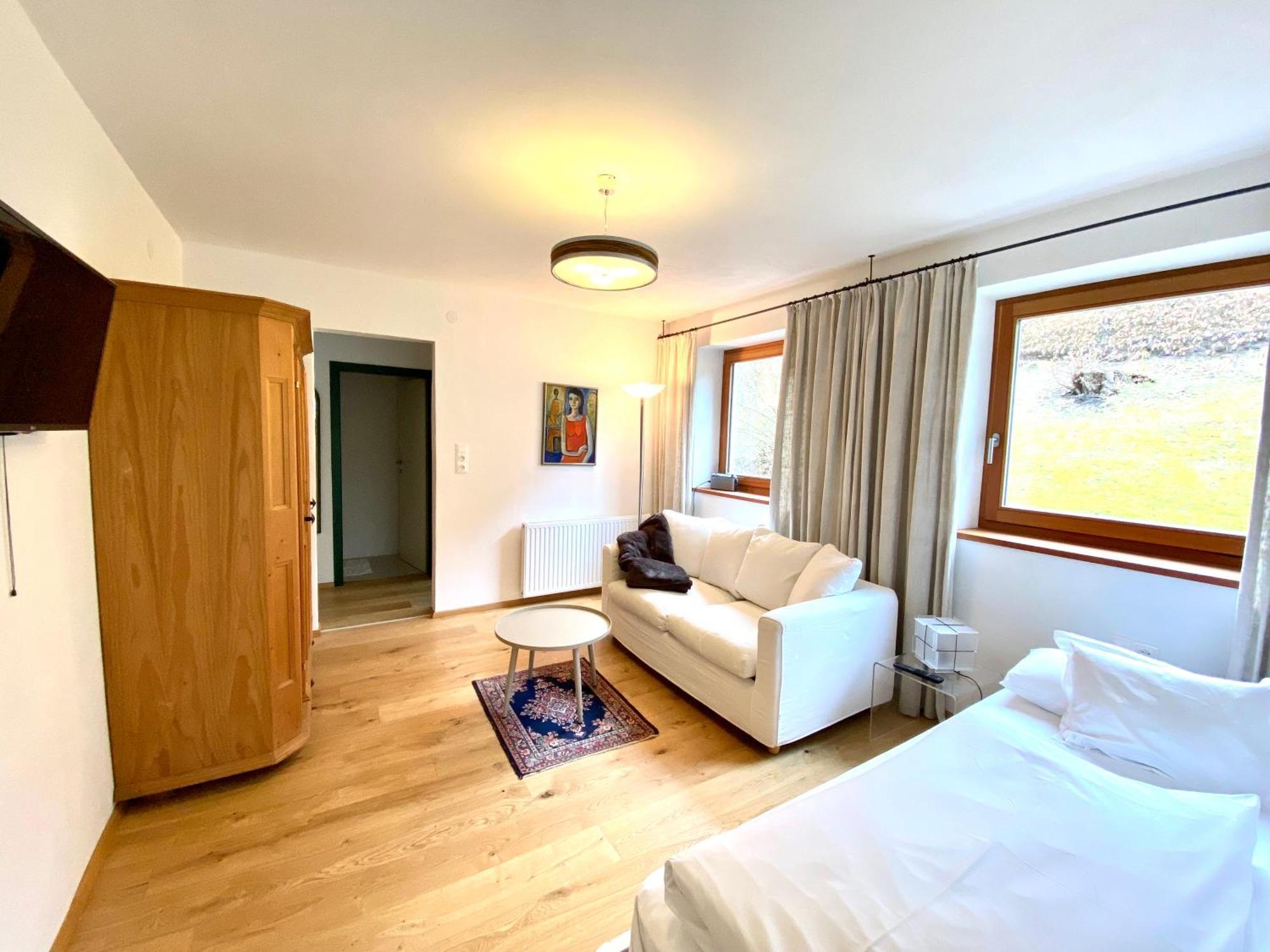 Appartements Greier Telfes im Stubai Ruang foto