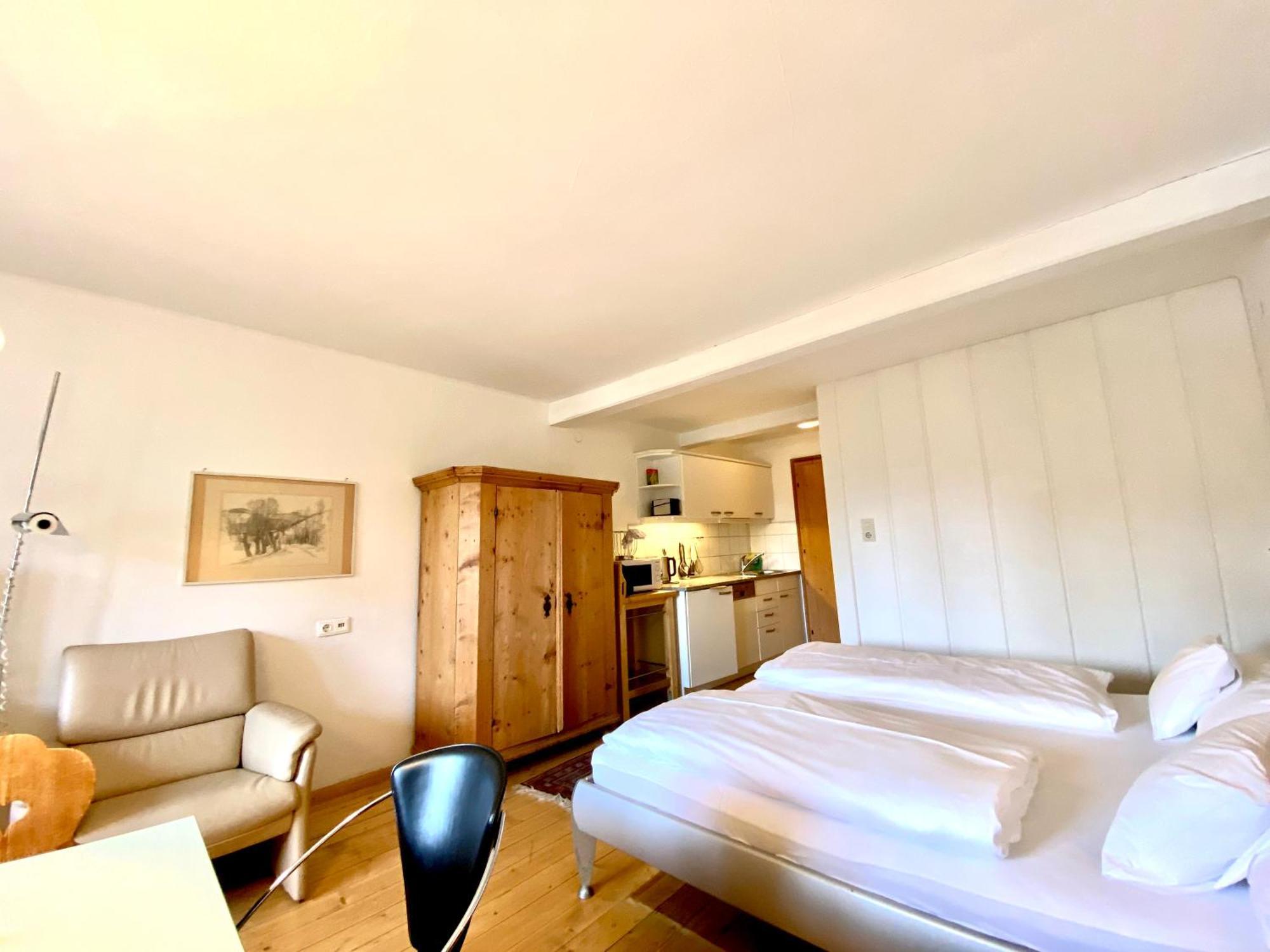 Appartements Greier Telfes im Stubai Ruang foto